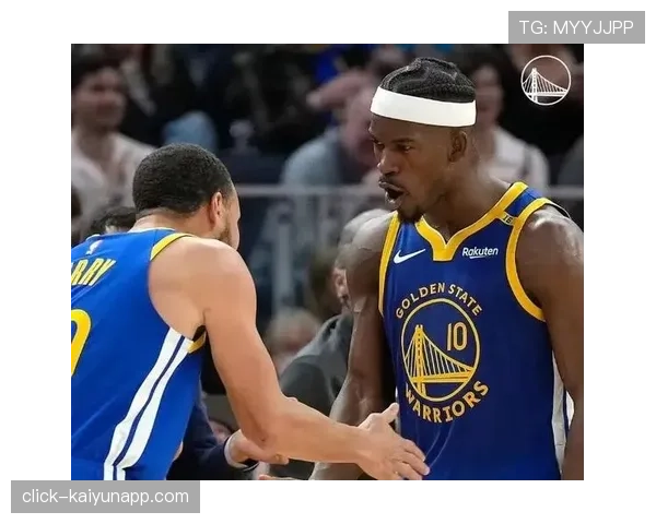 勇士独行侠赛季二番战 水花兄弟再度对决引关注 勇士独行侠赛季二番战 水花兄弟再度对决引关注